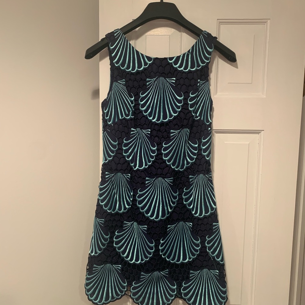Lilly Pulitzer Shell Dress - Picture 4 of 5